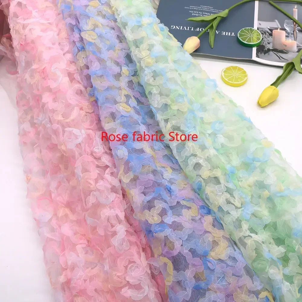 Embroidery Gradient - Tissu en mousseline dégradée avec dentelle