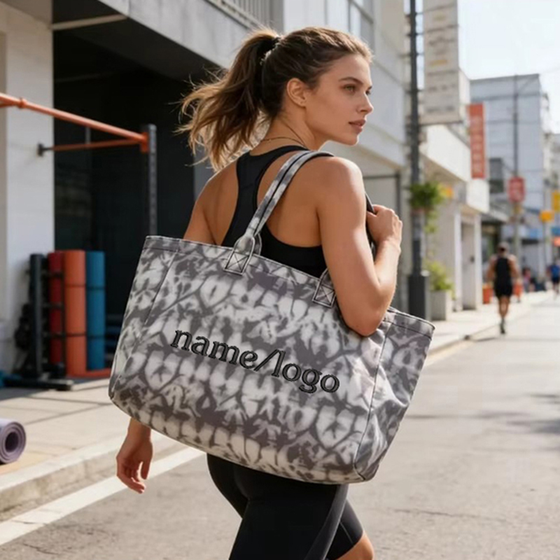Embroidery Name - Sac fourre-tout en toile tie-dye grande