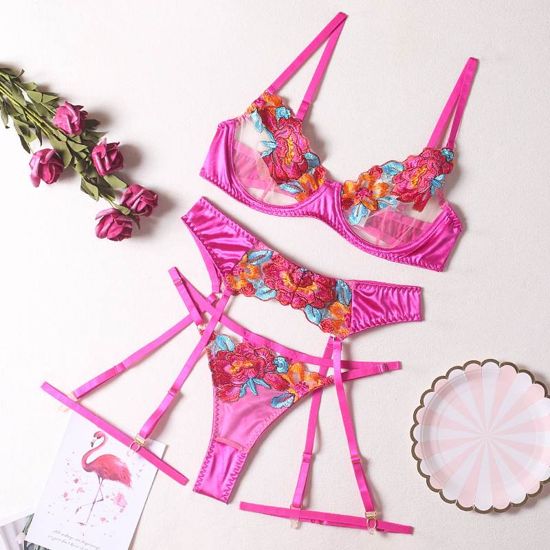 Ensemble érotique en dentelle  - Embroidery Underwear avis et prix