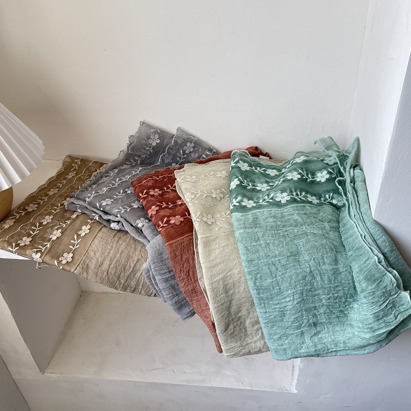 Écharpe d'épissure en coton et - Embroidery Jersey avis et prix