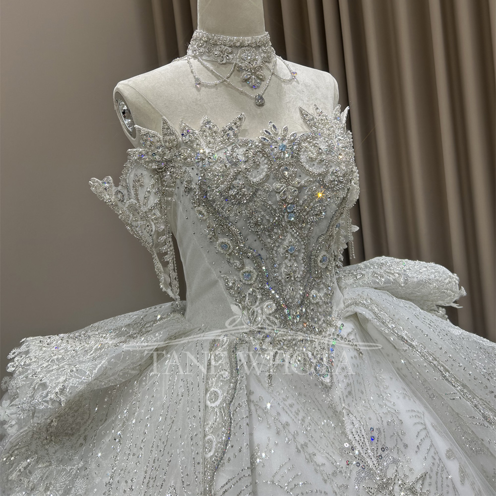 Robes De Mariée Sur Mesure ché - Embroidery Organza avis et prix
