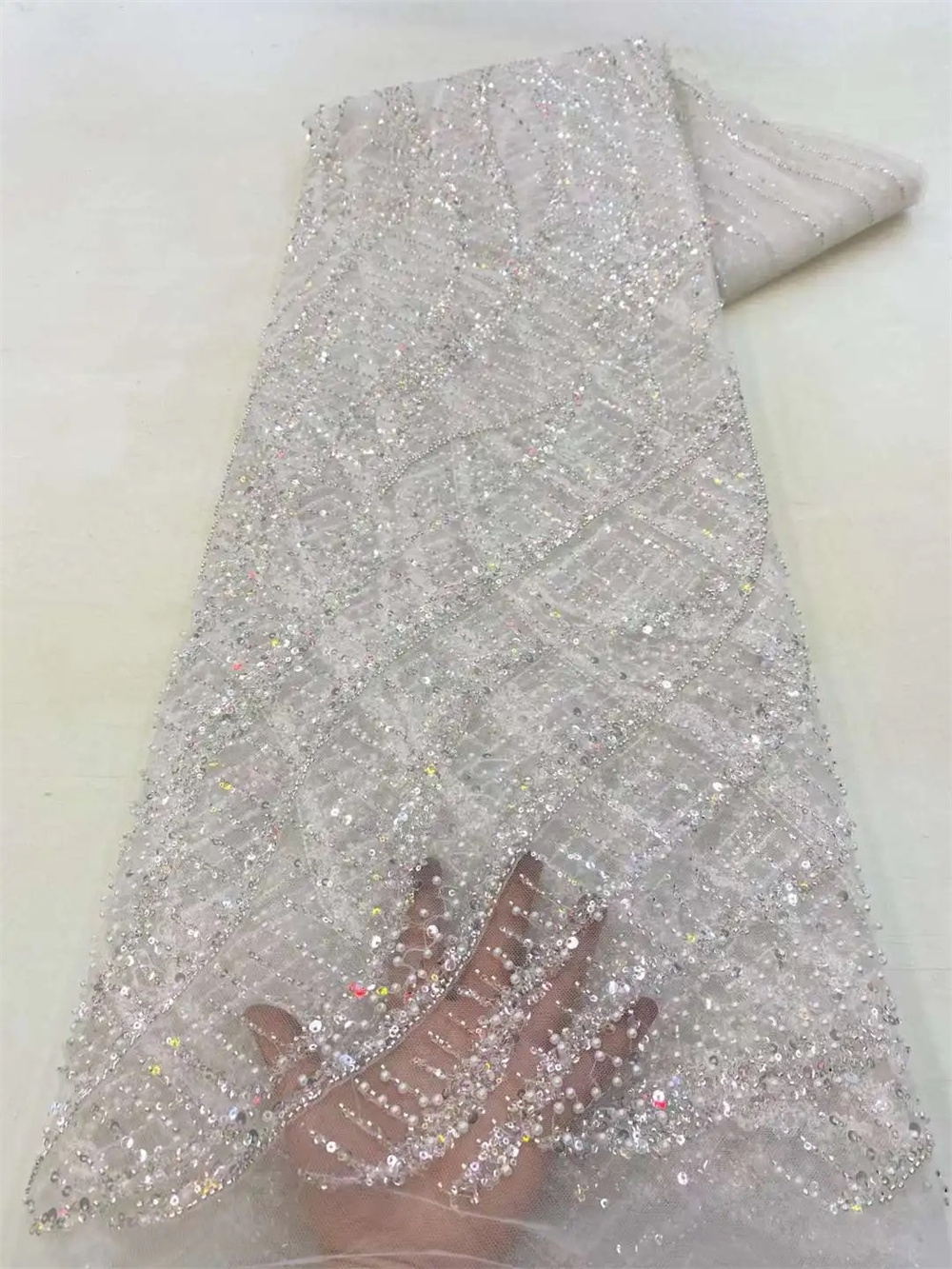 Tissu Africain en Dentelle à P - Embroidery Jersey avis et prix