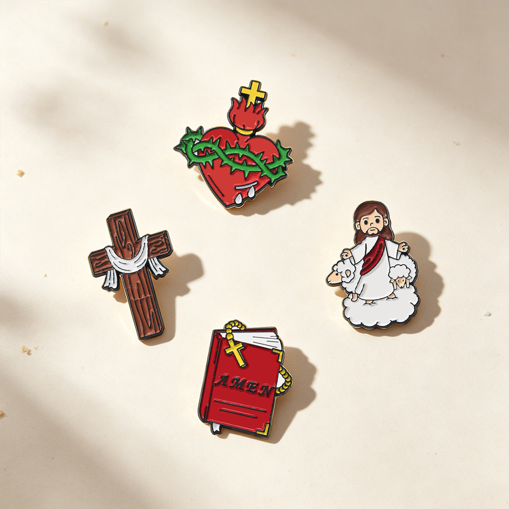 Broche en émail et épinglette  - Embroidery Jesus avis et prix