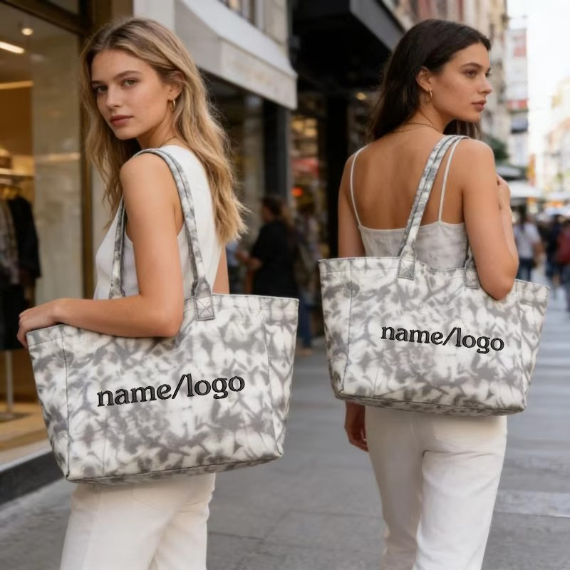Sac fourre-tout en toile tie-d - Embroidery Name avis et prix