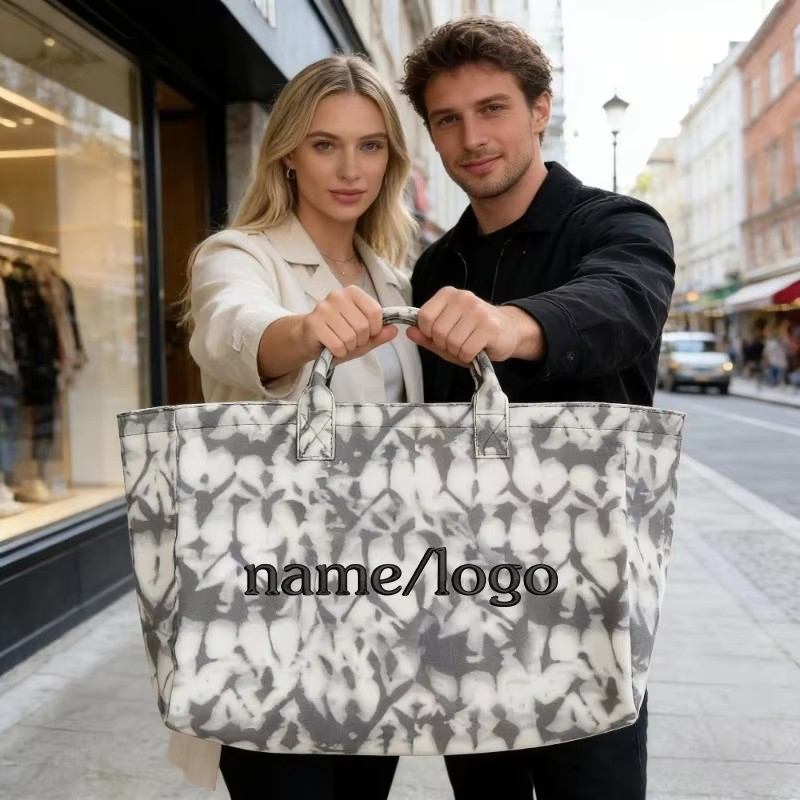 Sac fourre-tout en toile tie-d - Embroidery Name avis et prix